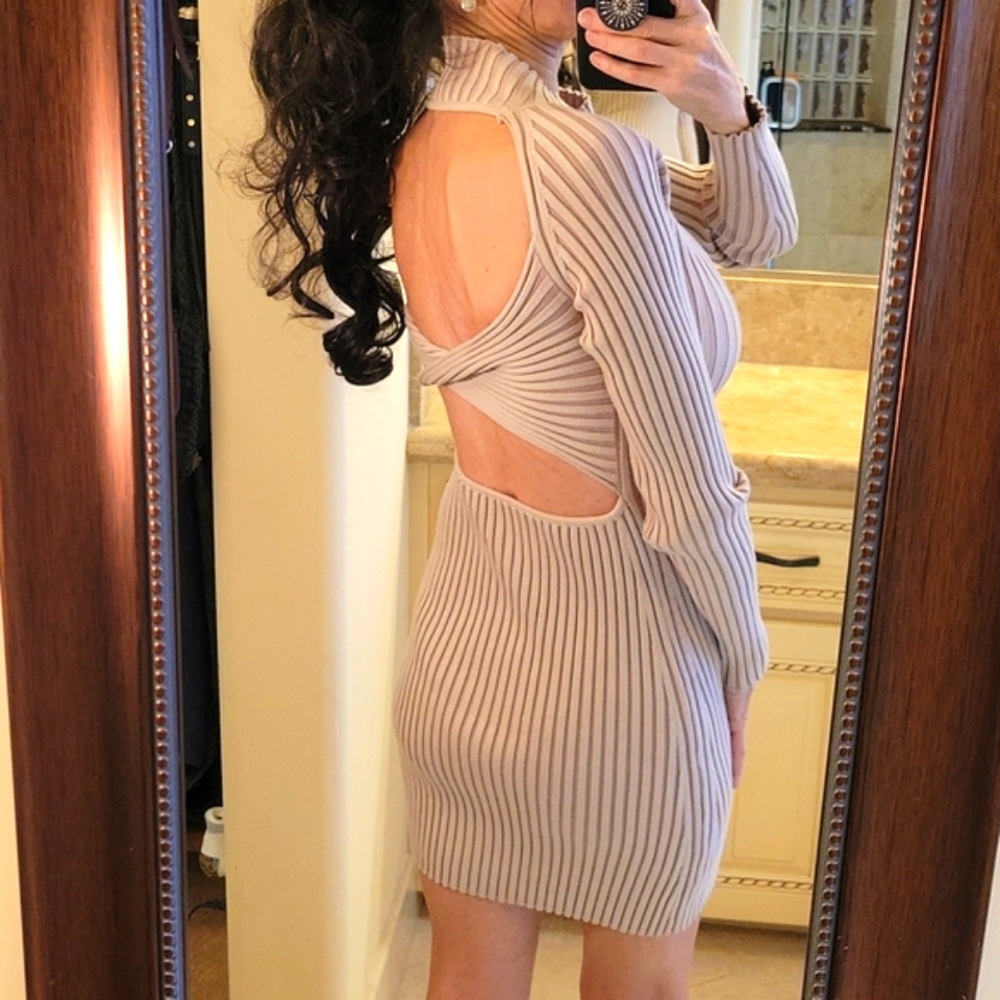 LUSH back twisted cutout ribbed sweater dress in pink nude, M - Picture 5 of 16